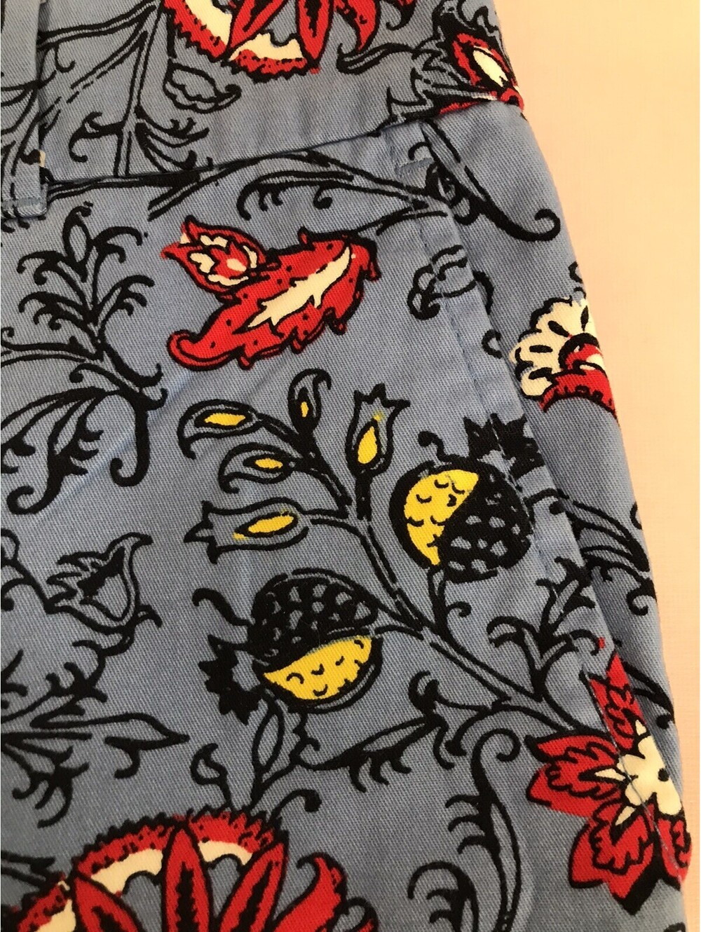 Loft Outlet Shorts. Blue with Red/Yellow Floral. 4 Inch Inseam. Size 2.   NWT - Picture 4 of 9